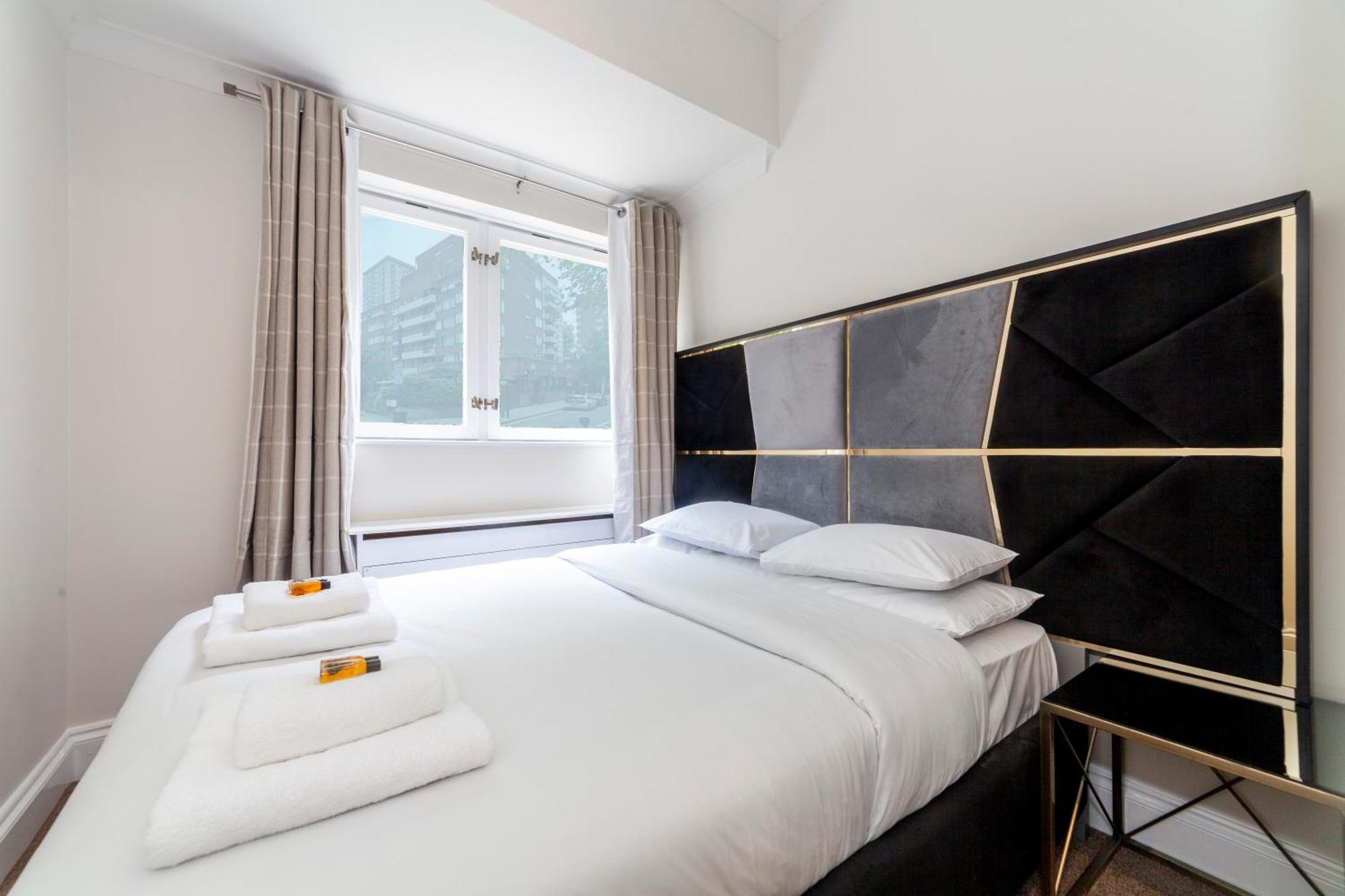 Astounding 3br Flat, 5 Min To Hyde Park Londra